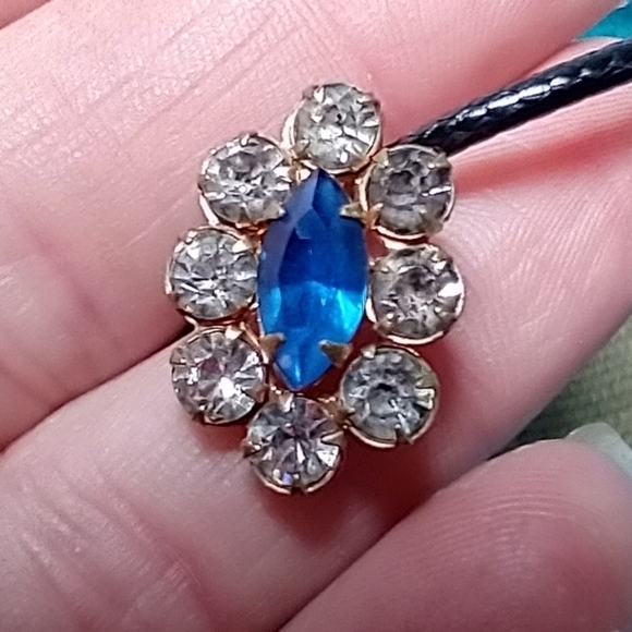 Blue clear crystal goldtone black cord necklace - Picture 1 of 5